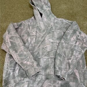 Abercrombie and Fitch pink camo hoodie sz M